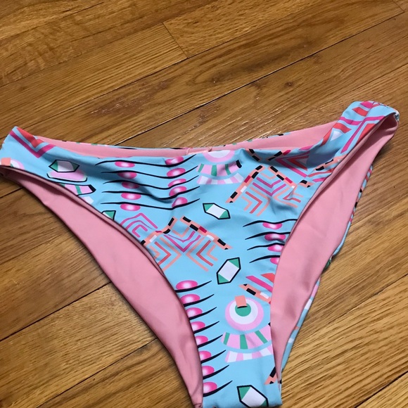 Bathing suit - Picture 5 of 5